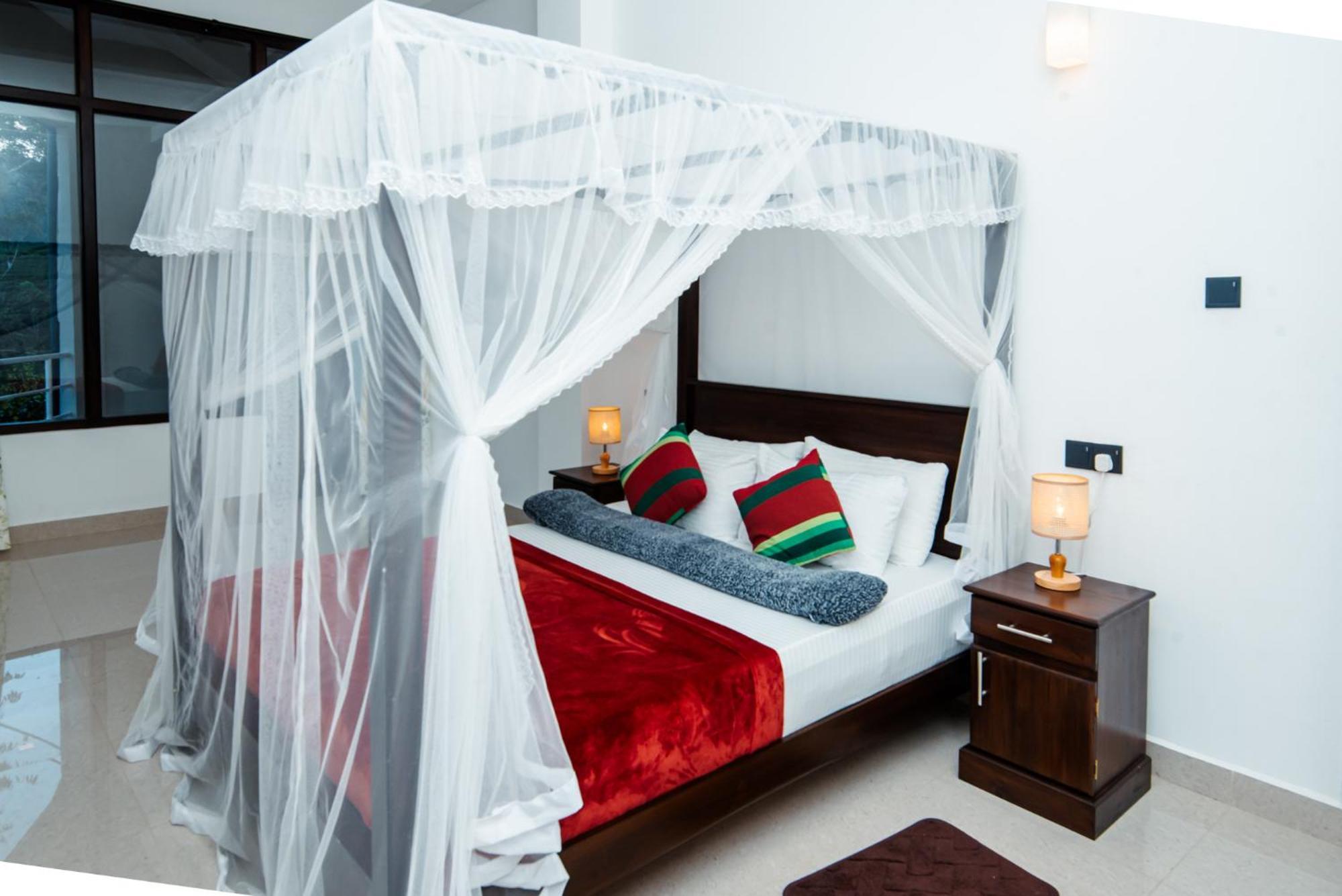 Adams Peak Inn Nallathanniya Ngoại thất bức ảnh