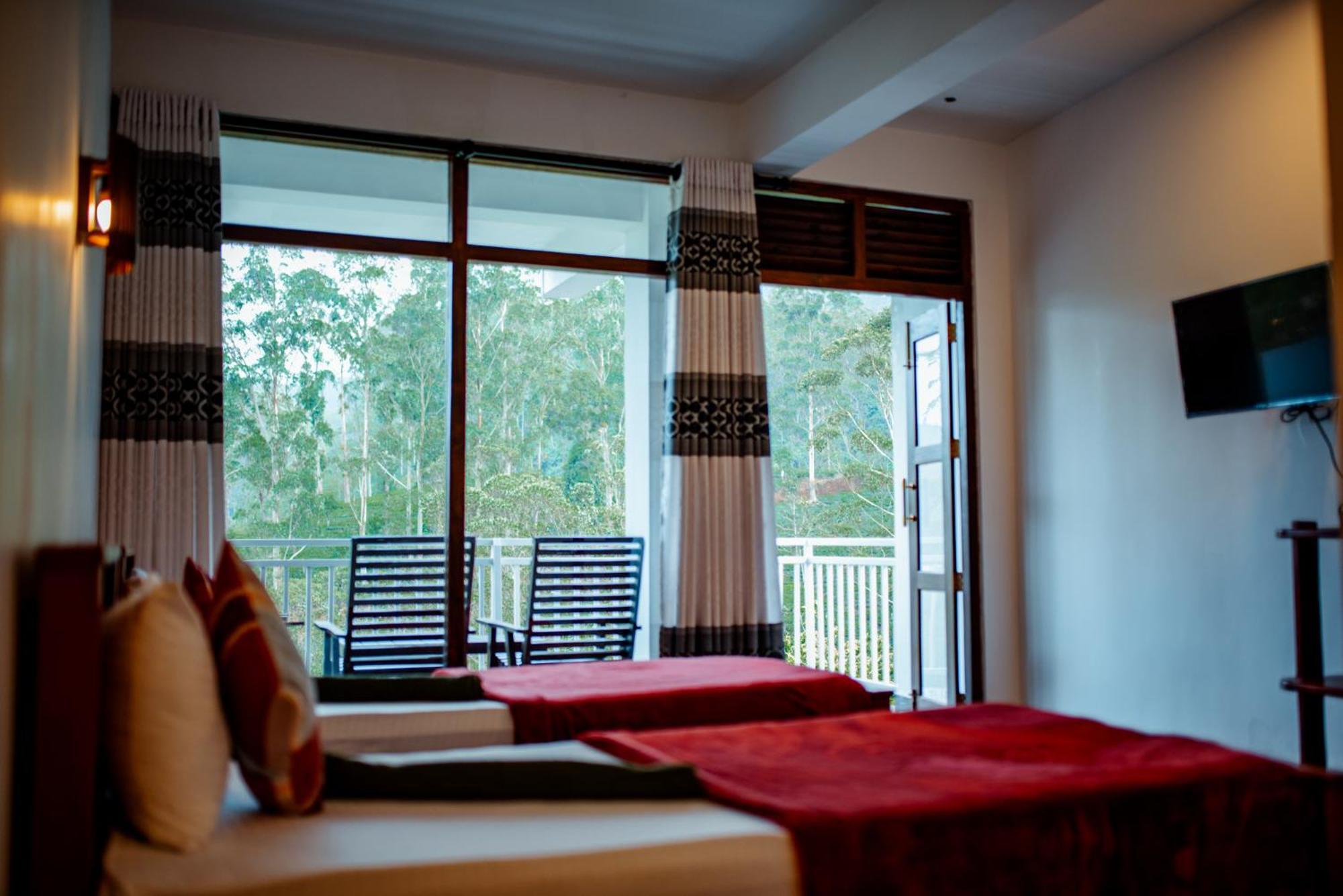 Adams Peak Inn Nallathanniya Ngoại thất bức ảnh