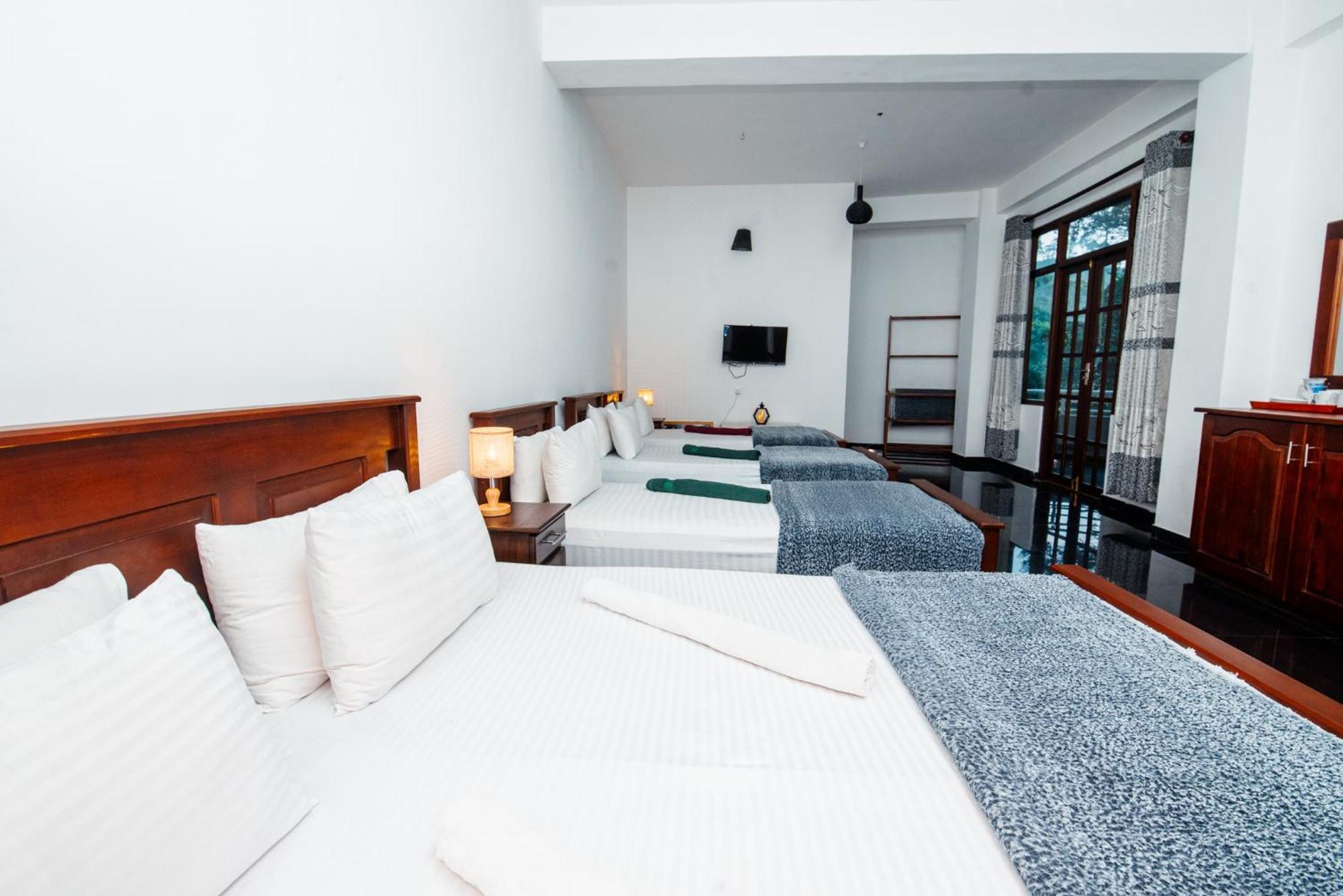 Adams Peak Inn Nallathanniya Ngoại thất bức ảnh