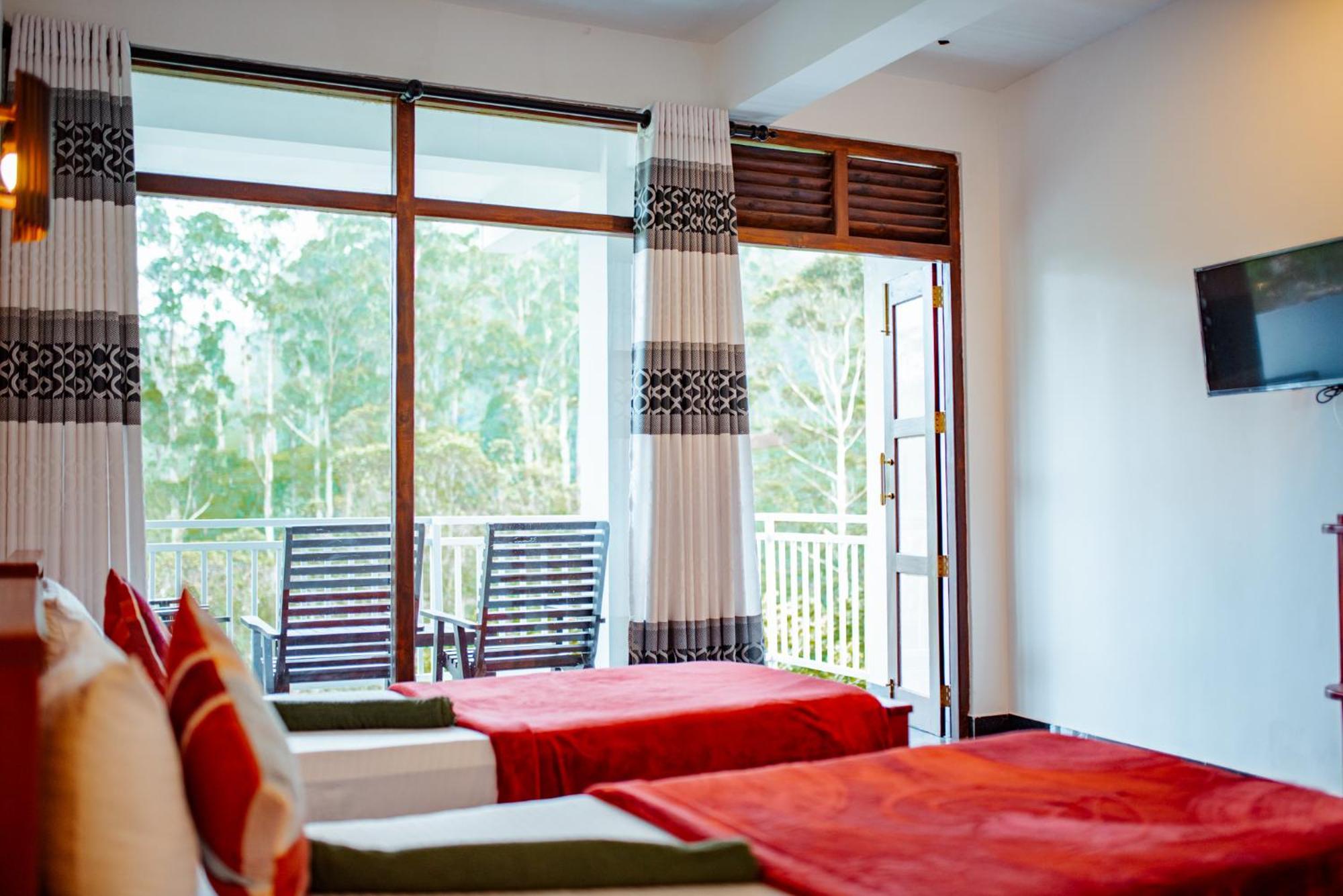 Adams Peak Inn Nallathanniya Ngoại thất bức ảnh