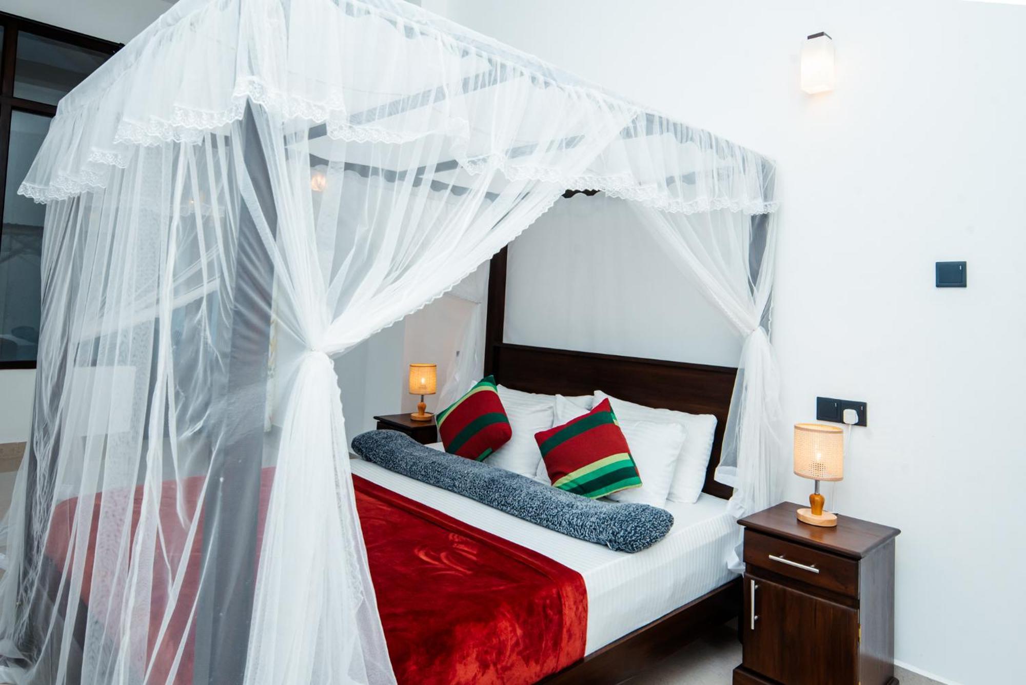 Adams Peak Inn Nallathanniya Ngoại thất bức ảnh