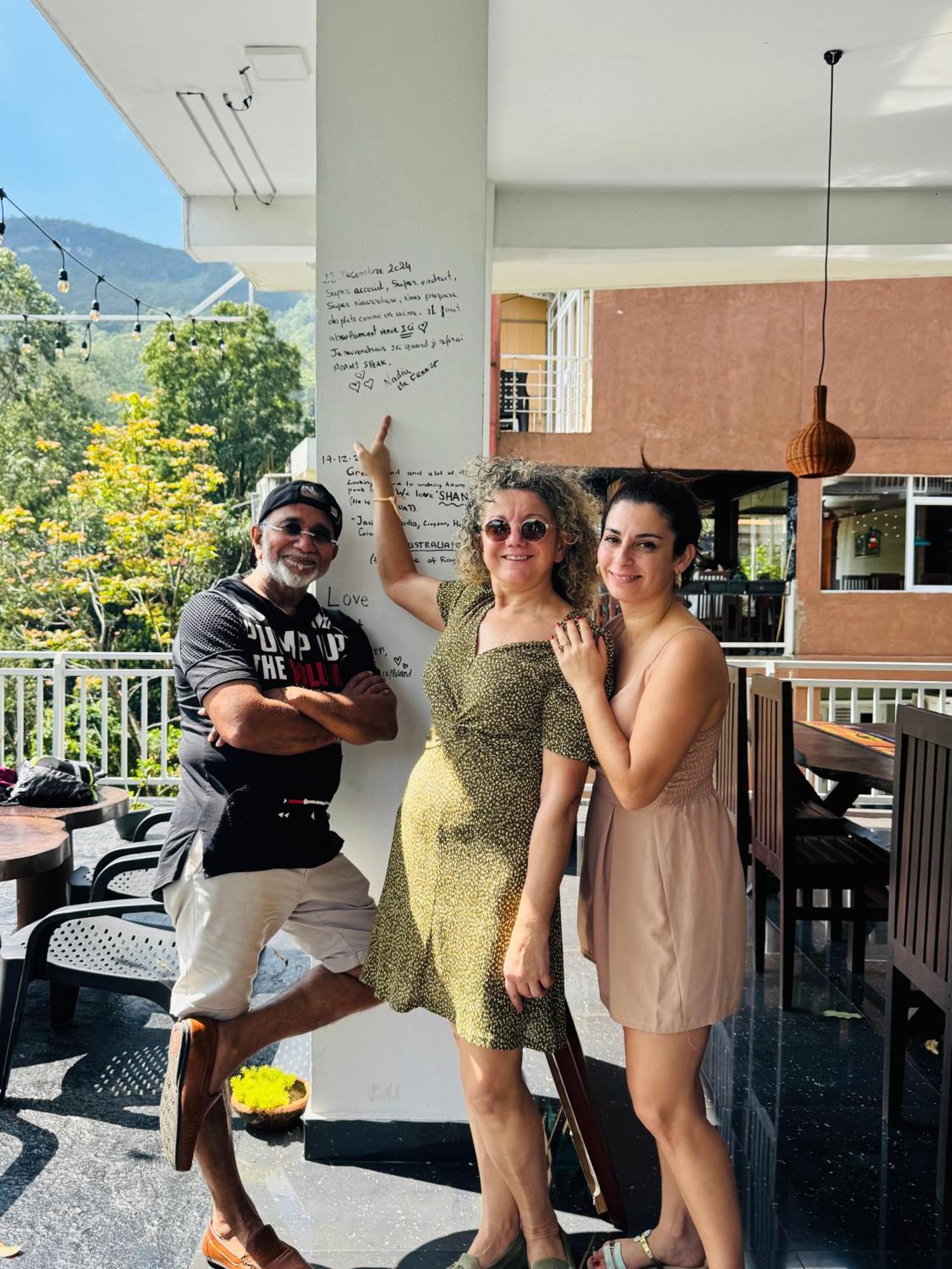 Adams Peak Inn Nallathanniya Ngoại thất bức ảnh